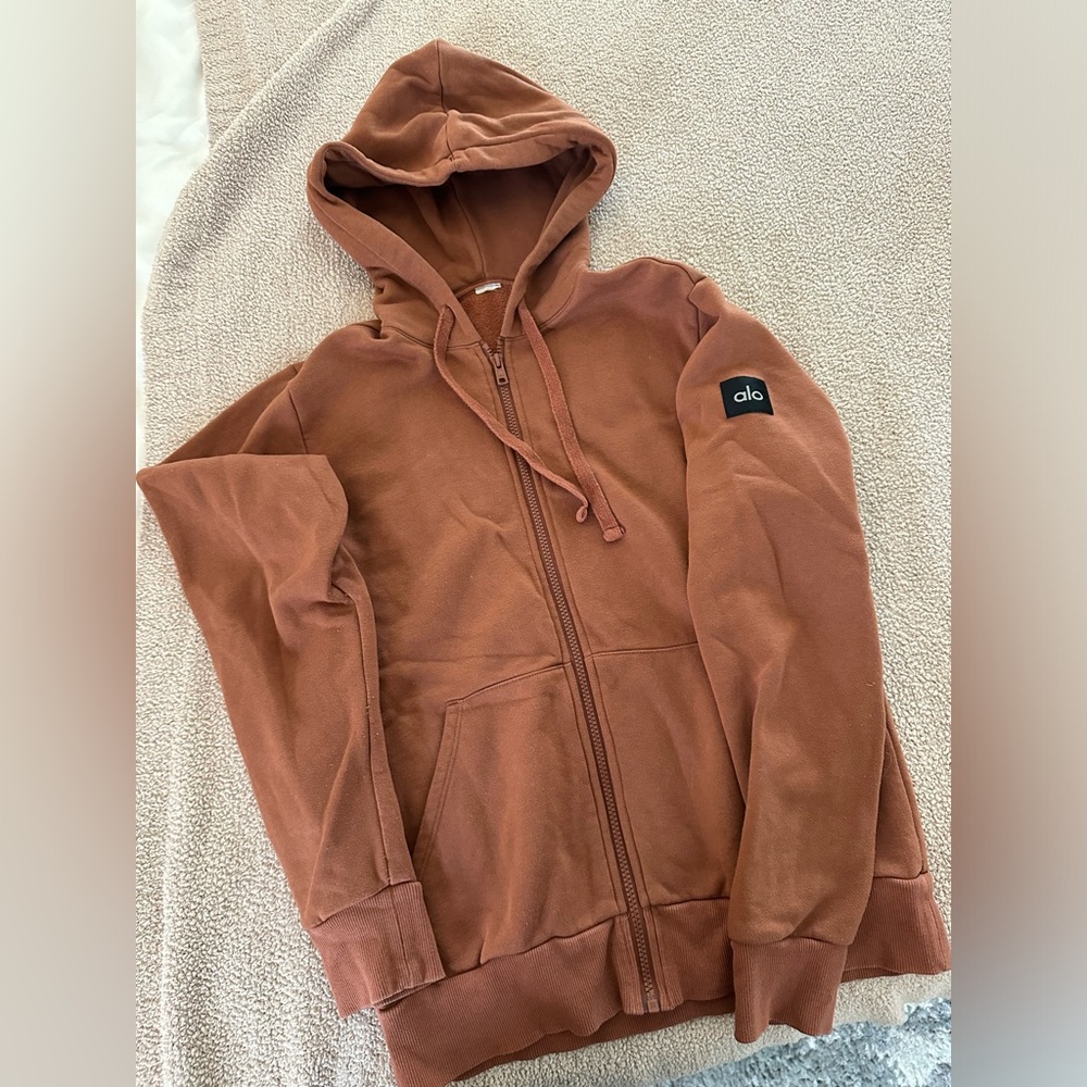 Alo Yoga zip up sweatshirt